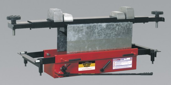 Jacking Beams